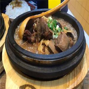 鹅小煲鹅汁捞饭加盟费用20-50万鹅小煲鹅汁捞饭