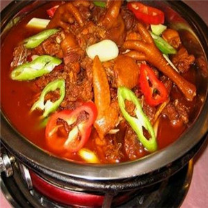 战锅策火锅