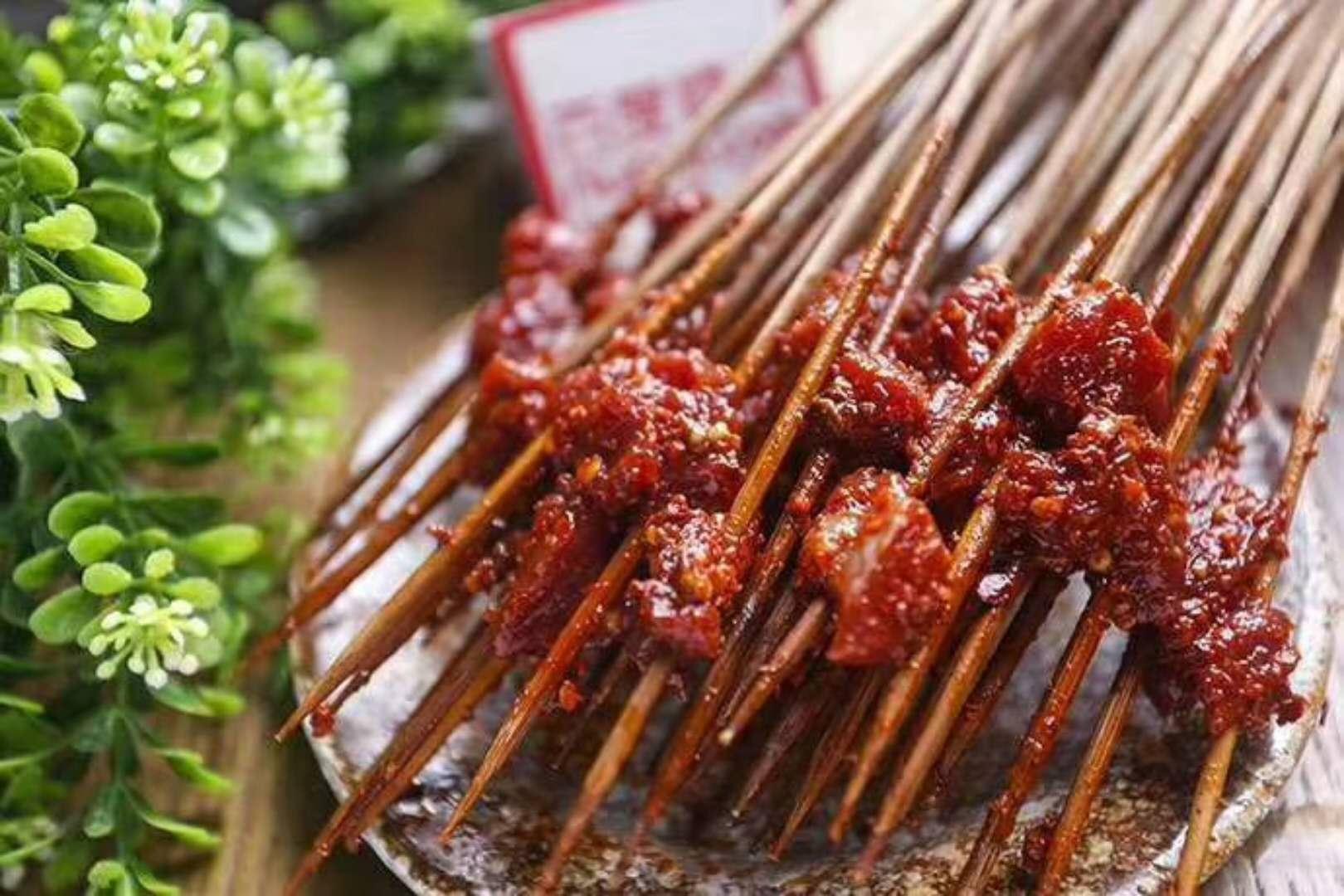 钢管兄弟小郡肝串串香