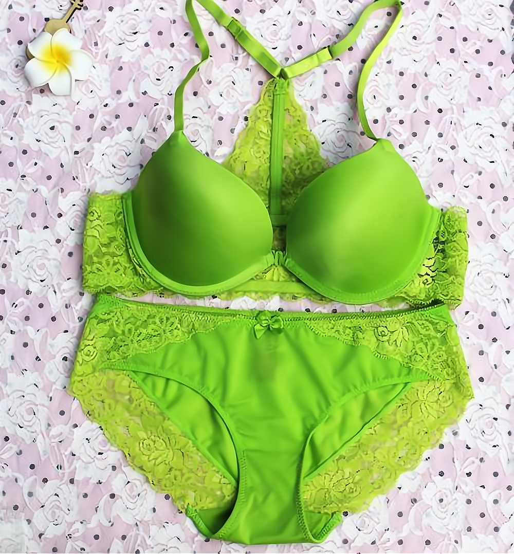 绿色女神内衣