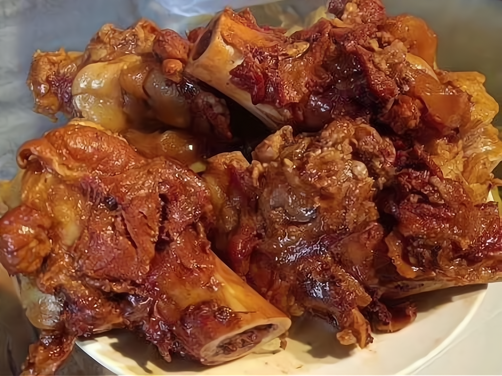 东北酱骨手擀面