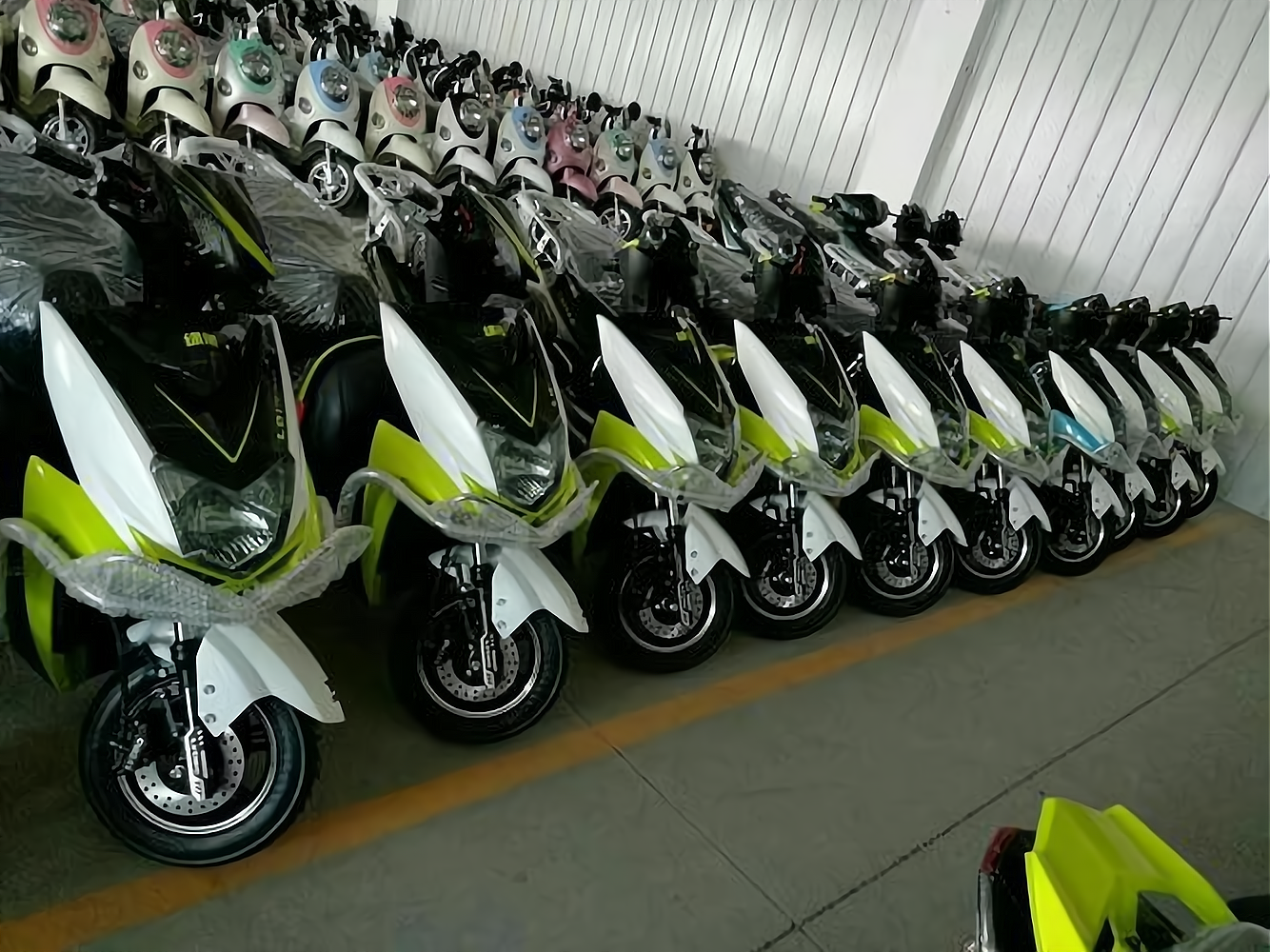 绿雕电动车